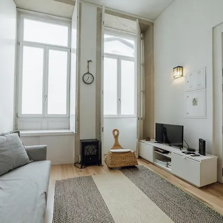 Historic & Sunny Mezzanine Bolhao By Vacationy Apartman *